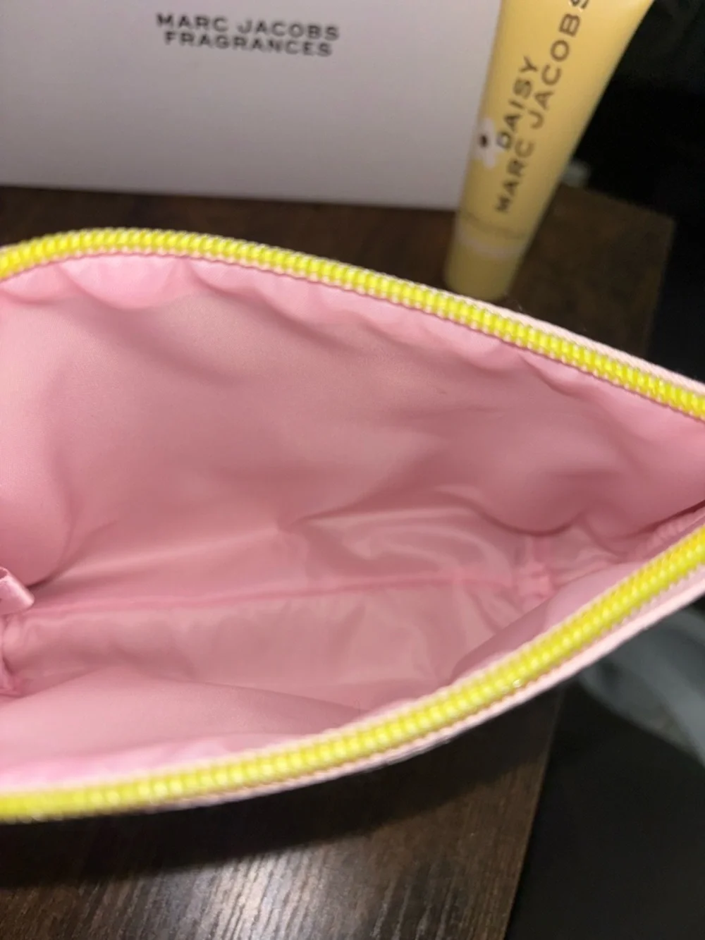 Marc Jacob’s set - Picture 6 of 9